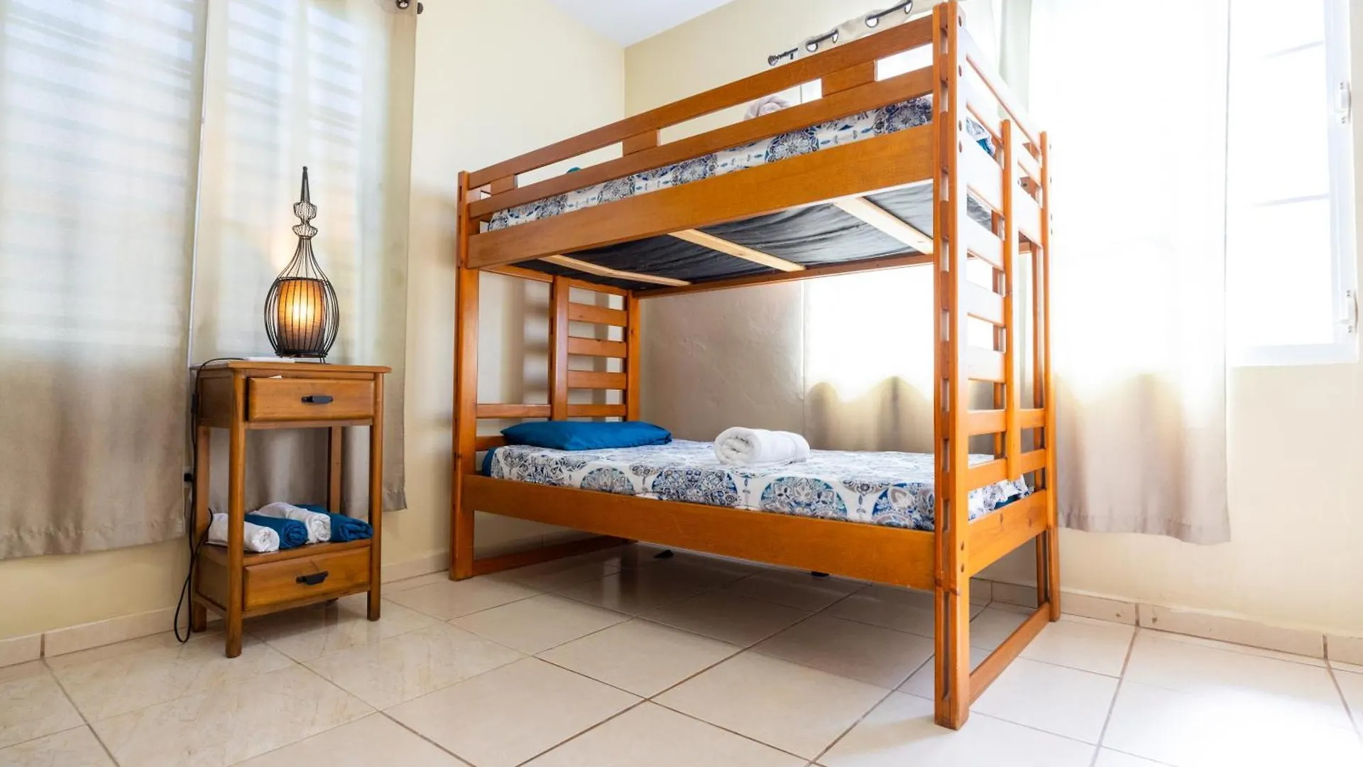 Colinas Del Atlantico Vacational House 2Nd Floor Apartment Isabela Puerto Rico