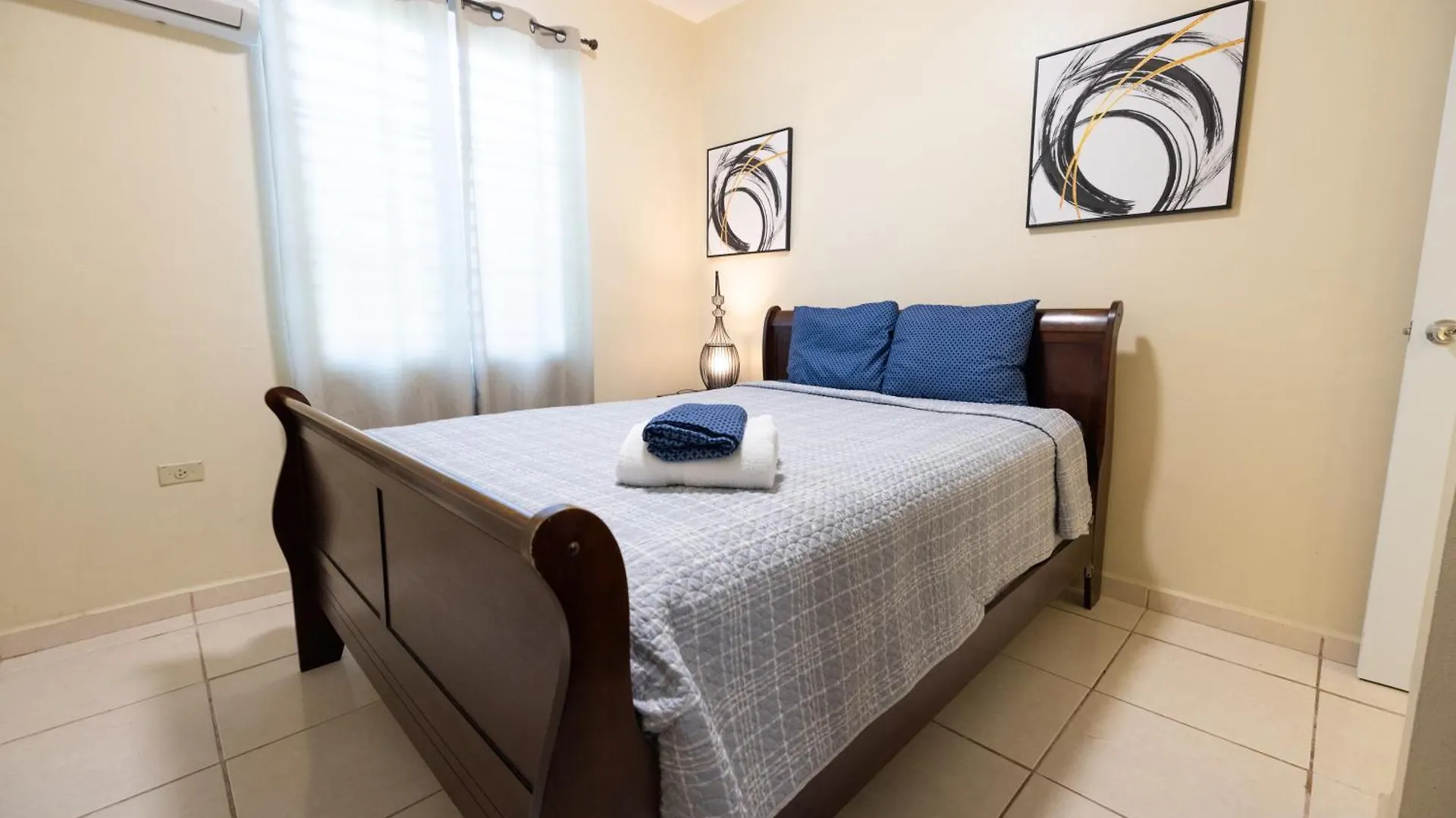 Colinas Del Atlantico Vacational House 2Nd Floor Apartment Isabela